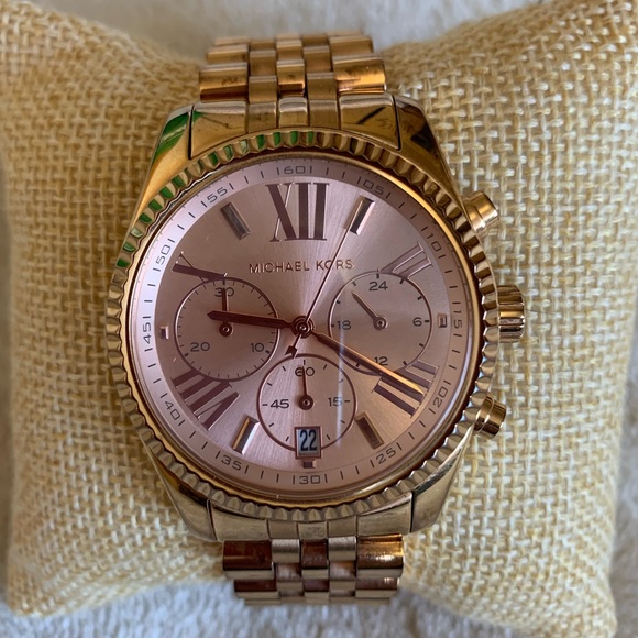 Michael Kors Accessories - Genuine Michael Kors Women's Watch/ rose gold